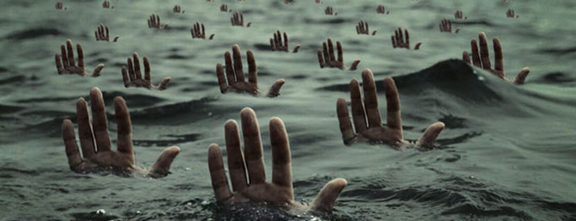 Flüchtlingstragödie im Mittelmeer Das Mittelmeer ist längst zu einem Massengrab geworden. Dieses Sterben muss sofort ein Ende haben! Auch SalzburgerInnen können helfen: Jetzt Petition unterschreiben!