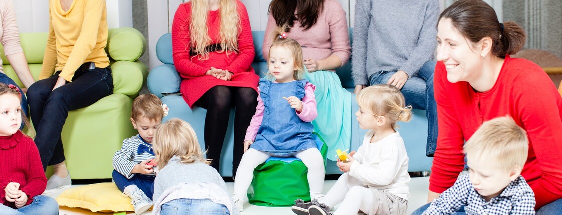 Mütter und Kinder