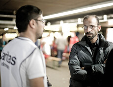 Die Caritas hilft Flüchtlingen am Salzburger Hauptbahnhof