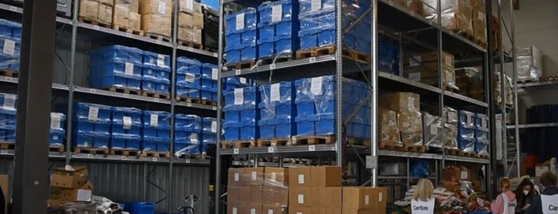 Blick in die Halle des Logistikzentrums.