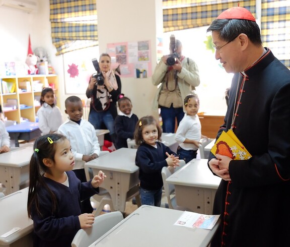 Kinder aus Asien und Afrika erhalten im Libanon Schulbildung